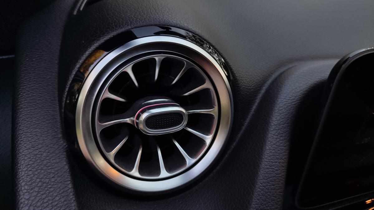 mercedes-benz-gla-200-2020-gasolina-1332cc
