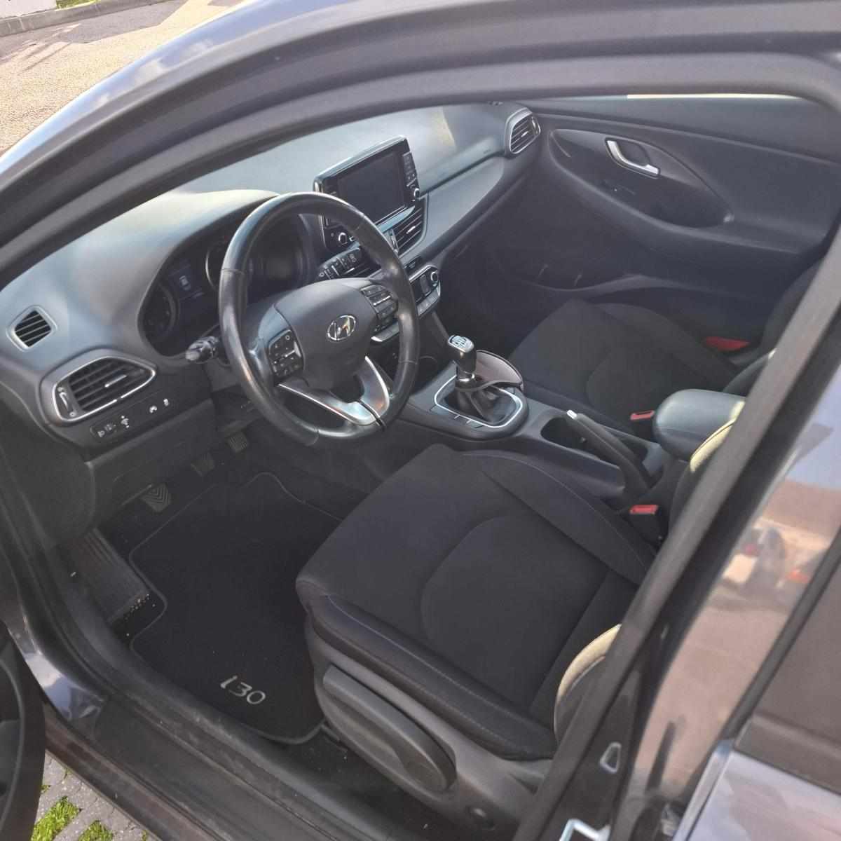 hyundai-i30-1-0-120cv-2018-gasolina-998cc