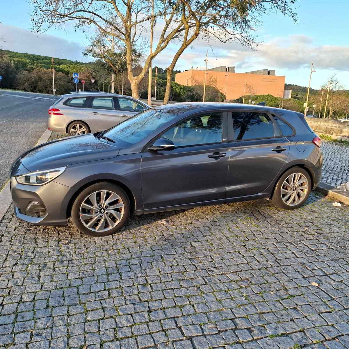 hyundai-i30-1-0-120cv-2018-gasolina-998cc