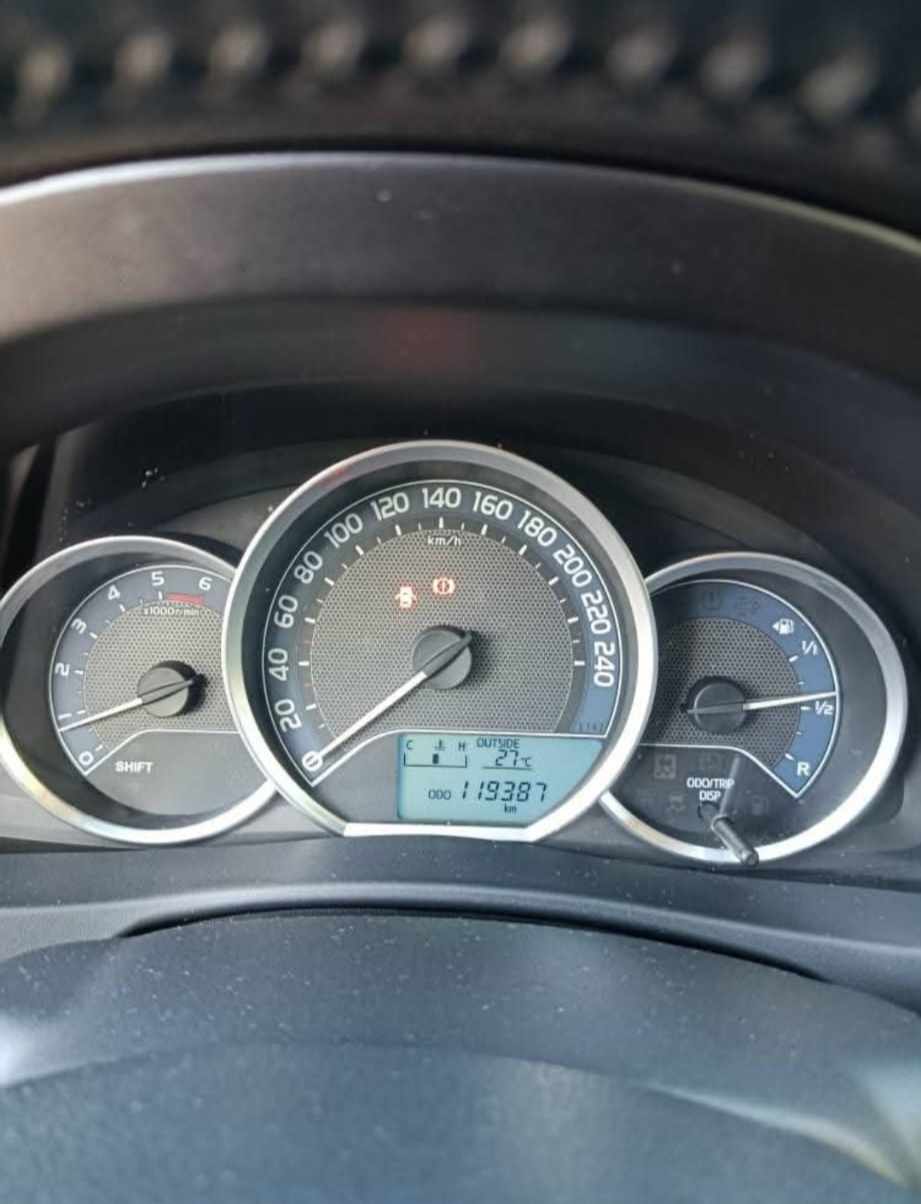 toyota-auris-1-4-d-4d-2014-diesel-1364cc