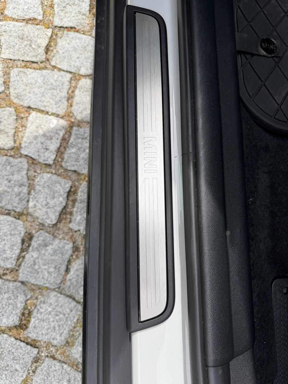 mini-countryman-d-2-0-2021-diesel-1995cc
