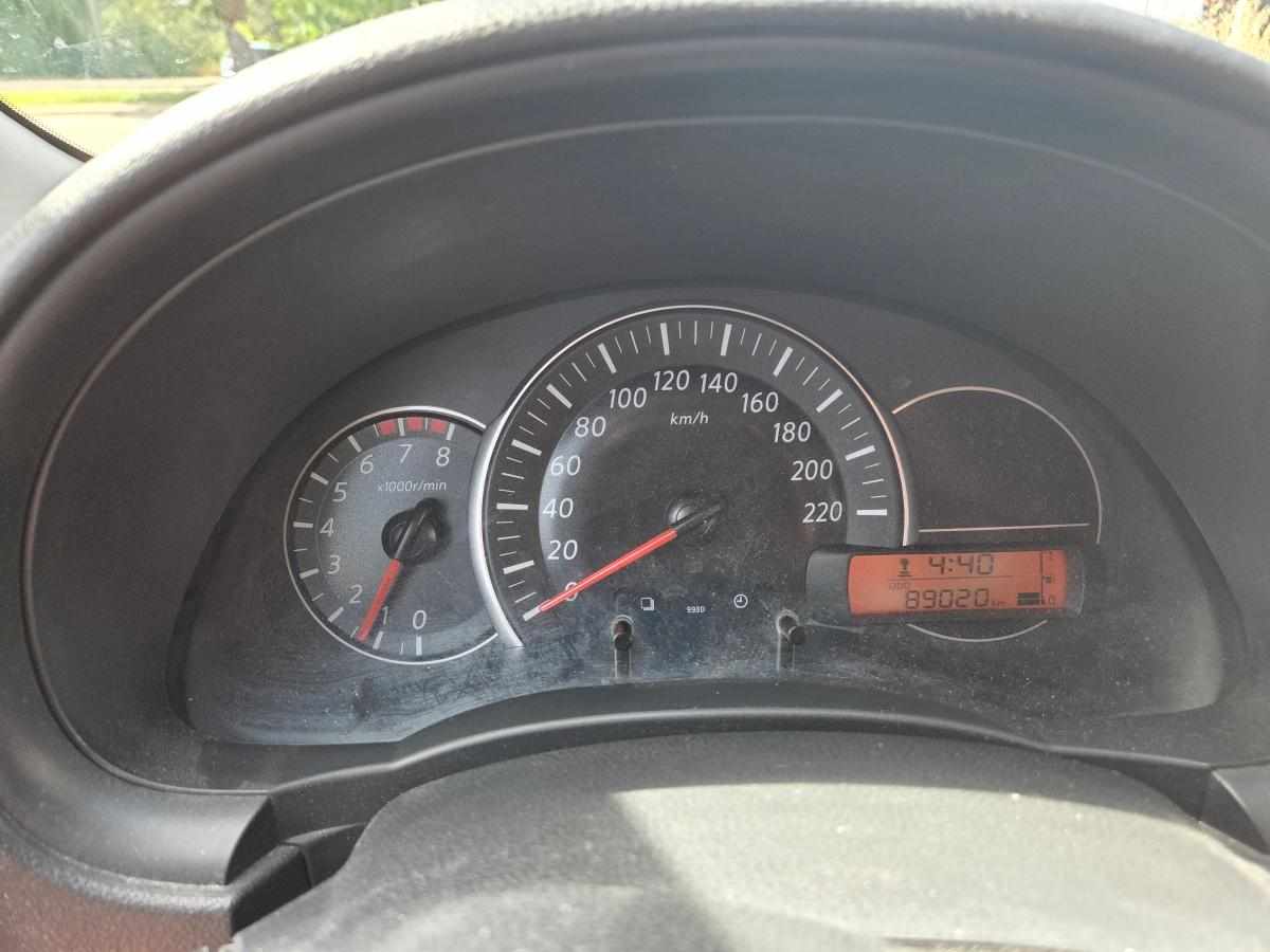 nissan-micra-1-2-2015-gasolina-1198cc