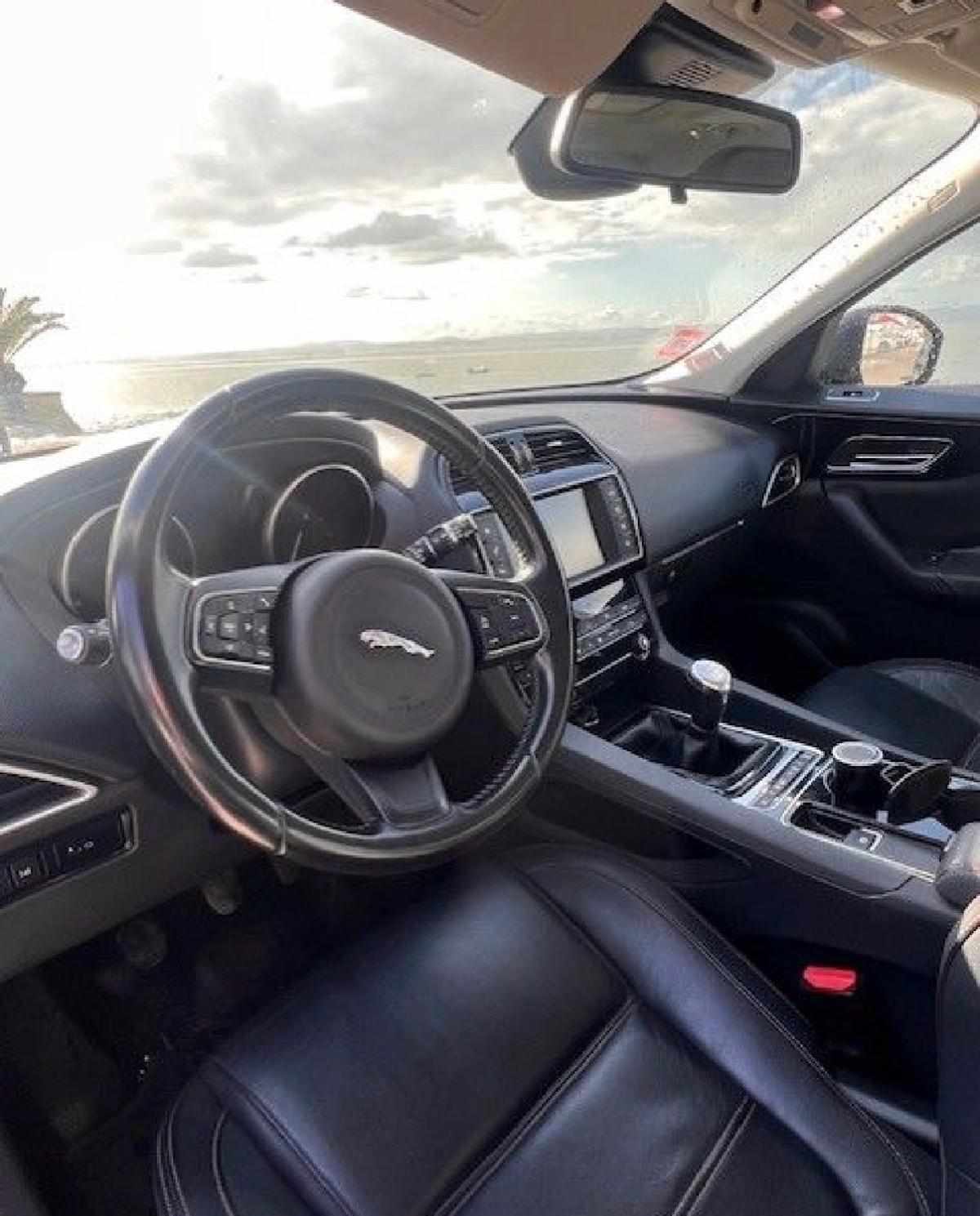 jaguar-f-pace-20d-awd-2017-diesel-1999cc