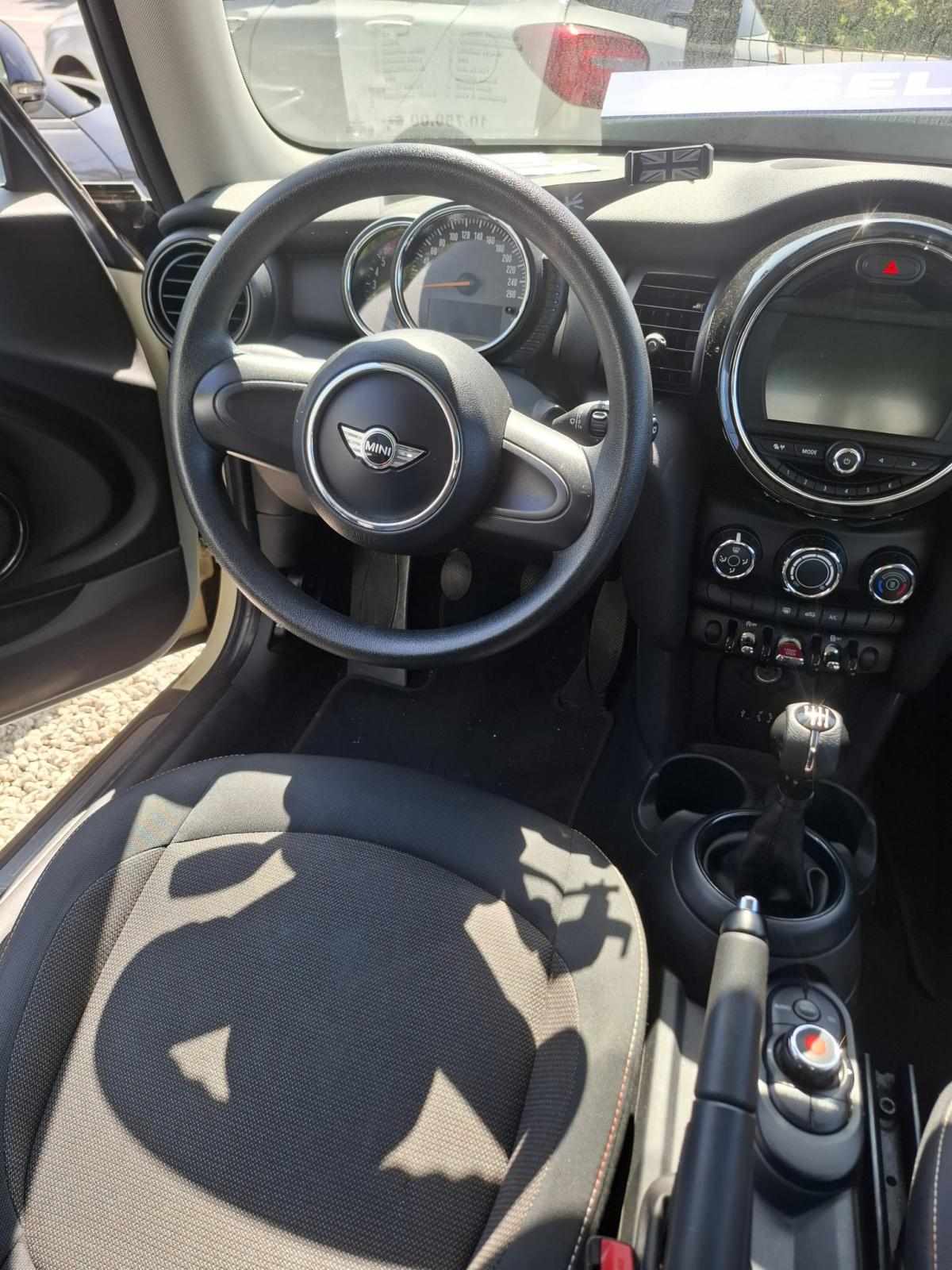mini-hatch-d-1-5-2014-diesel-1496cc