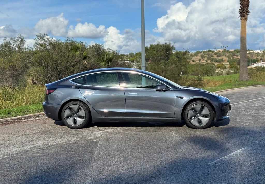 tesla-model-3-2020-eletrico