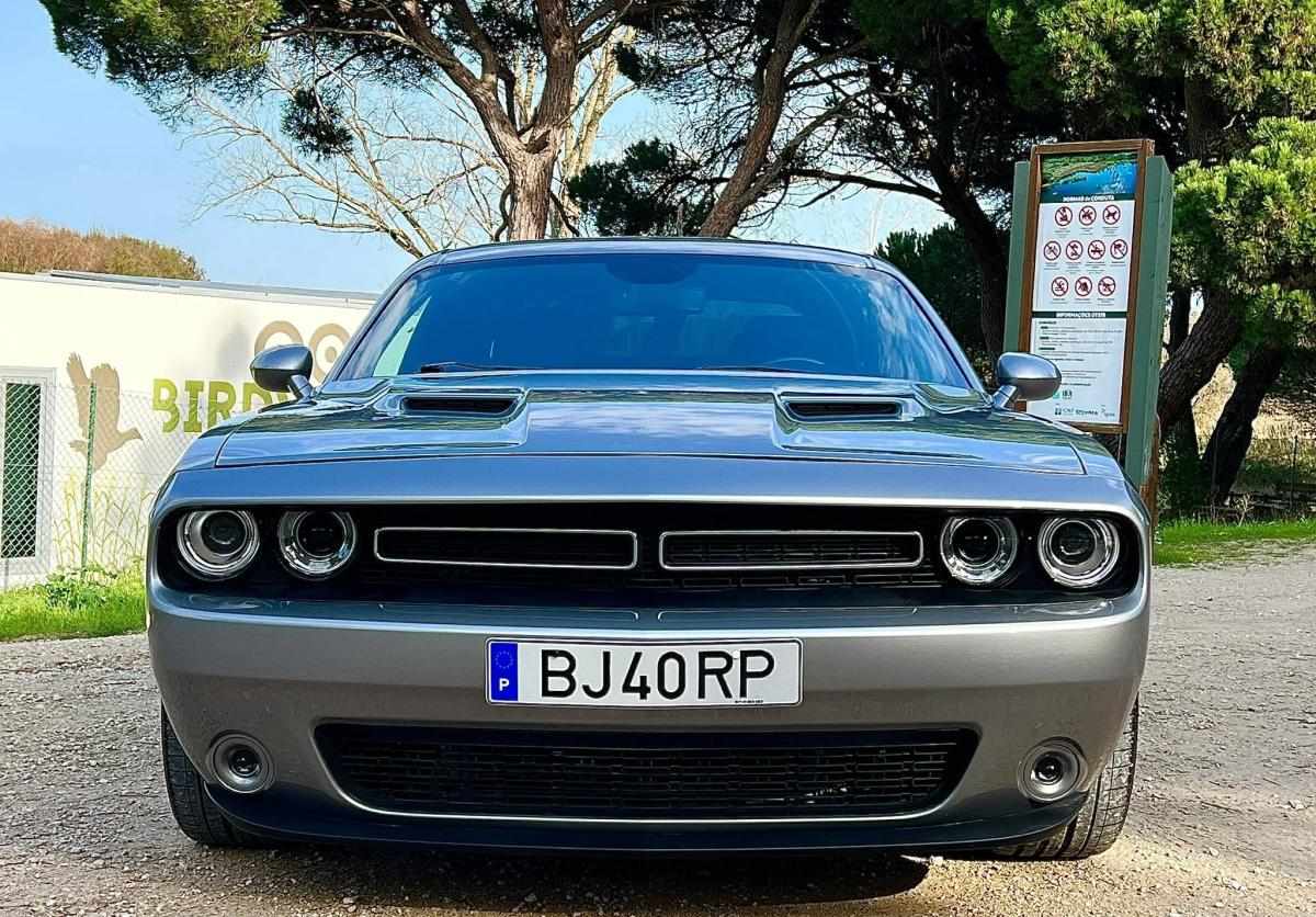 dodge-challenger-2018-gasolina-5654cc