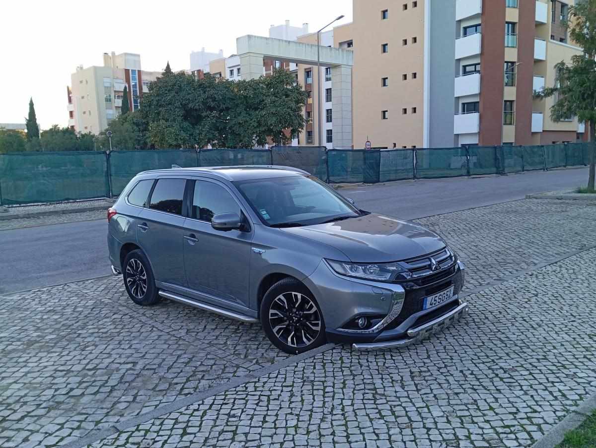 mitsubishi-outlander-2-0-p-hev-4wd-2016-gasolina-1998cc