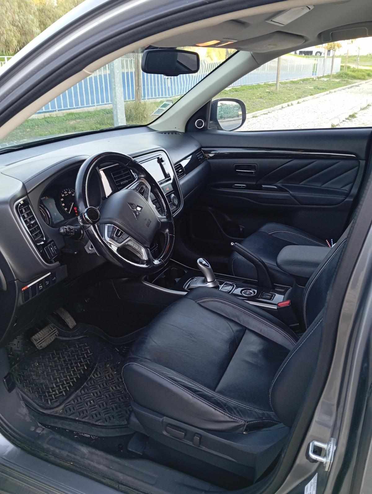 mitsubishi-outlander-2-0-p-hev-4wd-2016-gasolina-1998cc