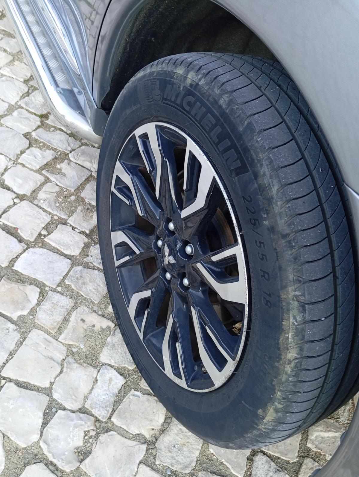 mitsubishi-outlander-2-0-p-hev-4wd-2016-gasolina-1998cc