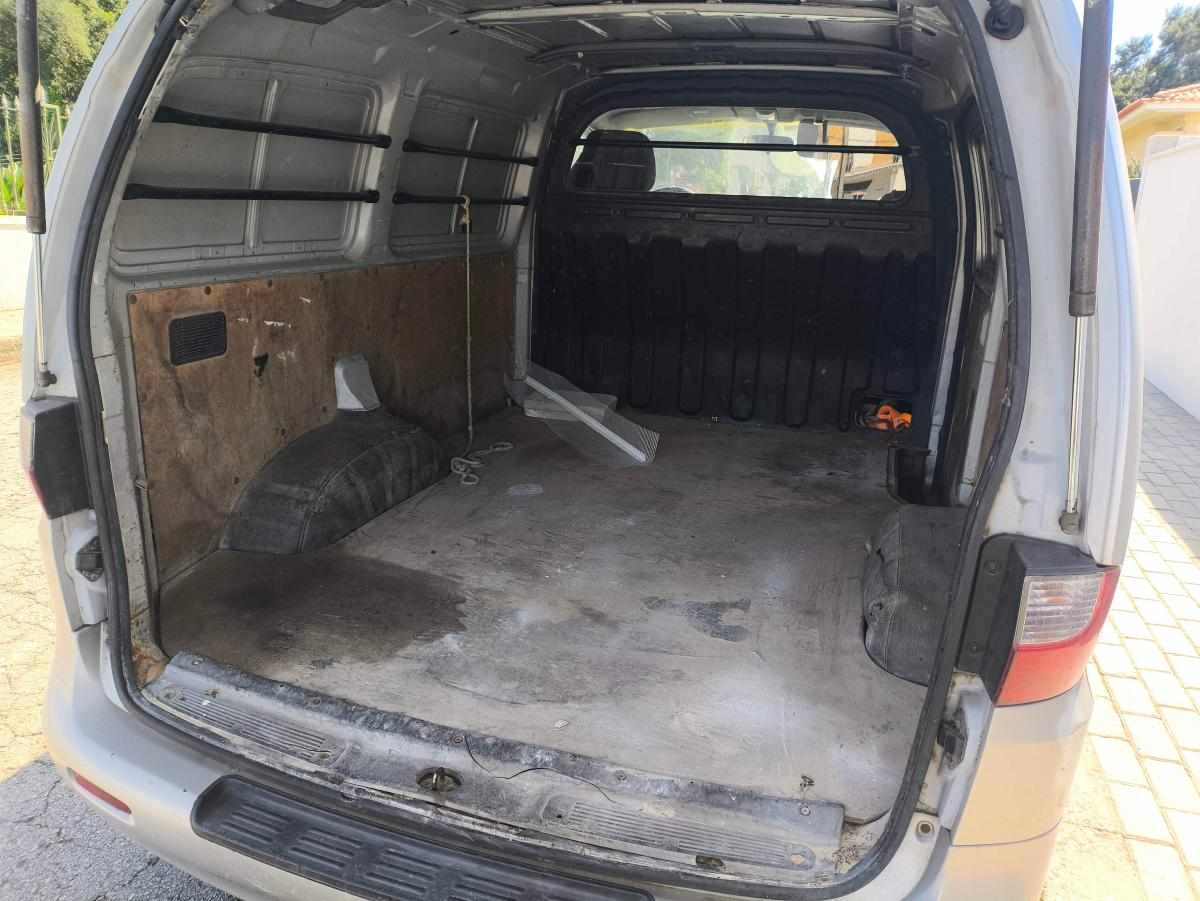 hyundai-h-1-2-5-99cv-2001-diesel-2476cc
