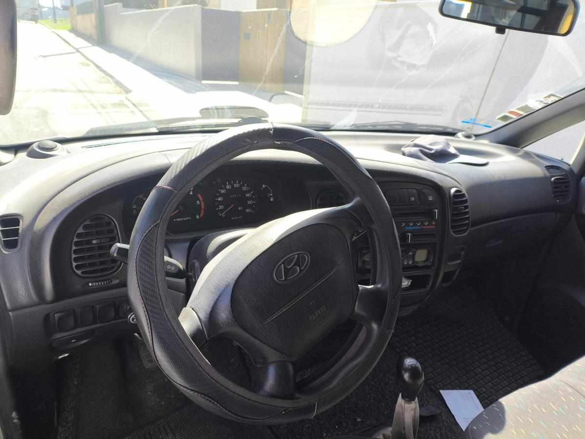 hyundai-h-1-2-5-99cv-2001-diesel-2476cc