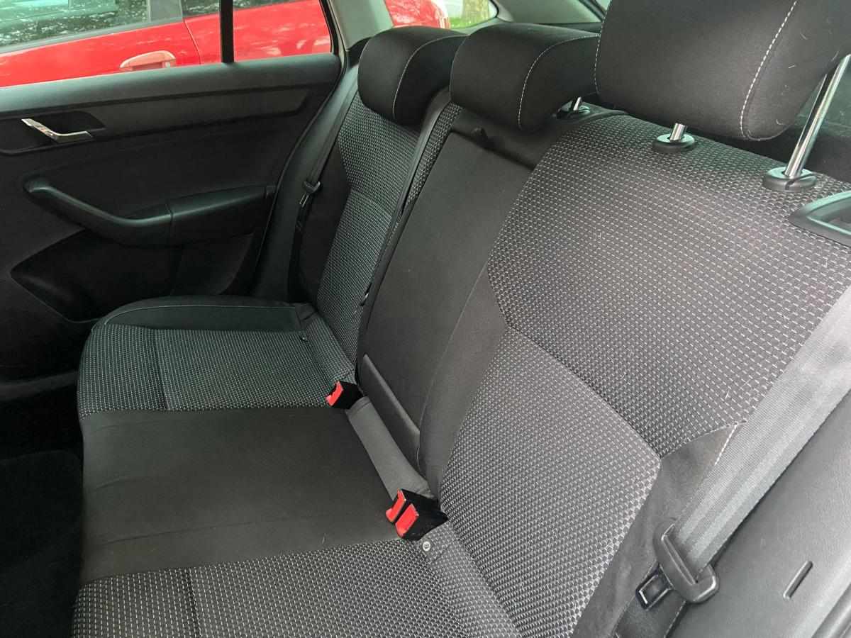 skoda-rapid-1-6-tdi-2015-diesel-1598cc
