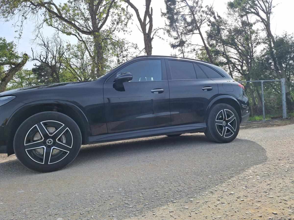 mercedes-benz-glc-300-de-4matic-2023-diesel-1993cc