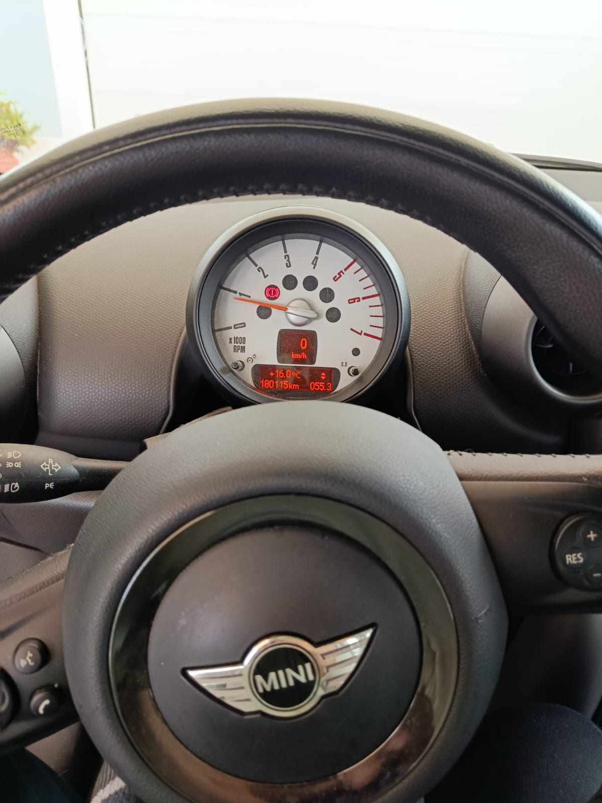 mini-countryman-d-2-0-2011-diesel-1598cc