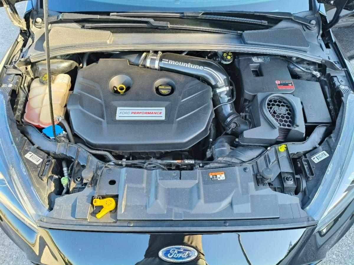 ford-focus-rs-2-3-ecoboost-awd-2018-gasolina-2261cc
