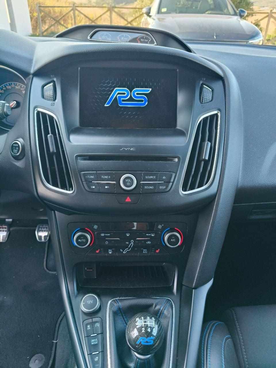 ford-focus-rs-2-3-ecoboost-awd-2018-gasolina-2261cc