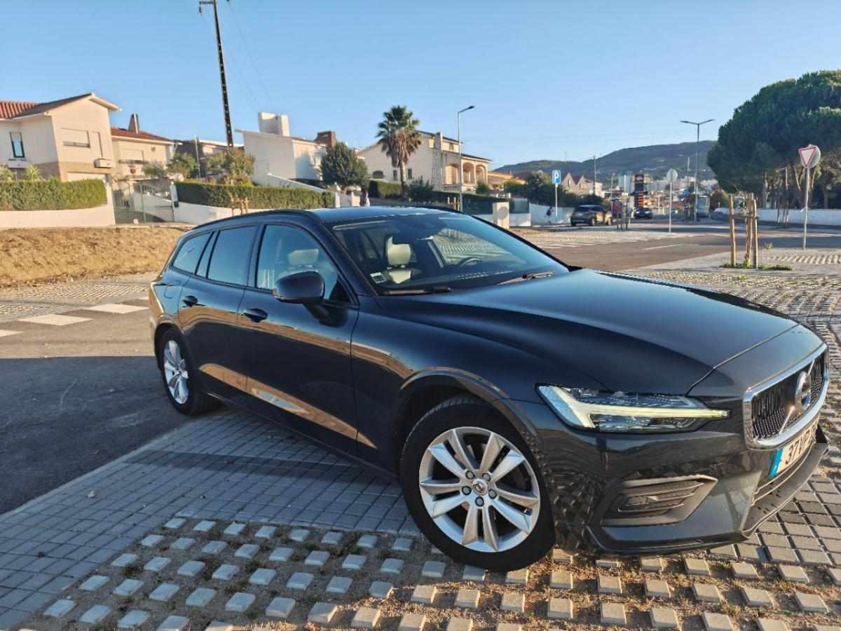 volvo-v60-2-0-d3-2018-diesel-1969cc