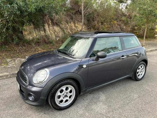 mini-hatch-d-2-0-2011-diesel-1598cc