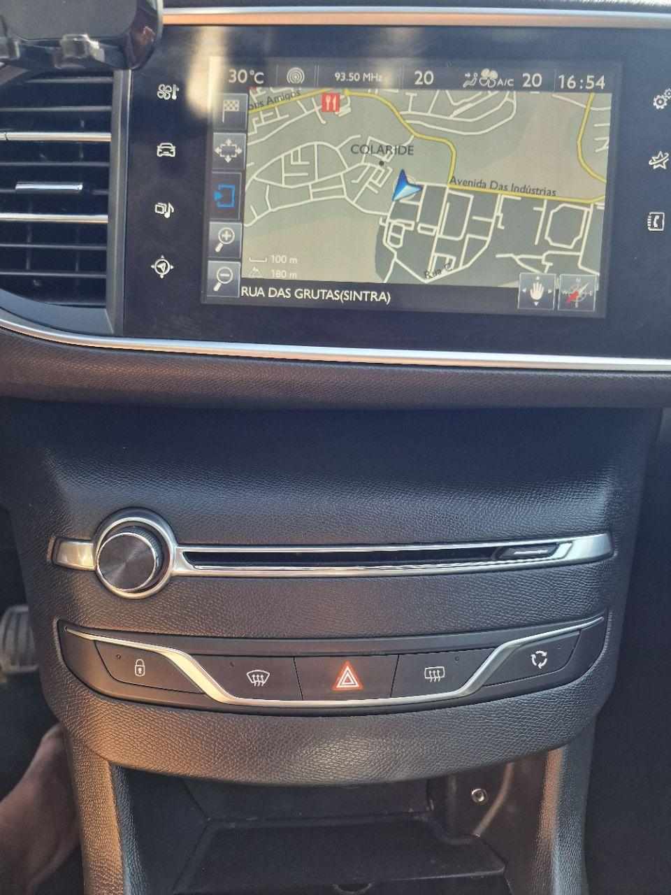 peugeot-308-1-6-hdi-fap-2014-diesel-1560cc