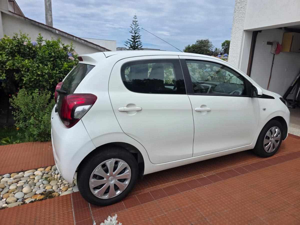 peugeot-108-1-0-vti-2017-gasolina-998cc