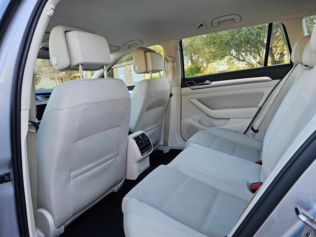 volkswagen-passat-2-0-tdi-bluemotion-2019-diesel-1968cc