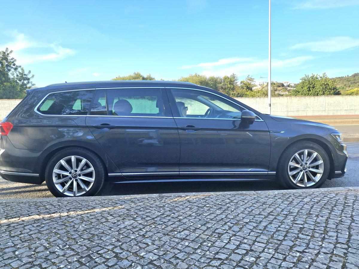 volkswagen-passat-2-0-tdi-bluemotion-2022-diesel-1968cc