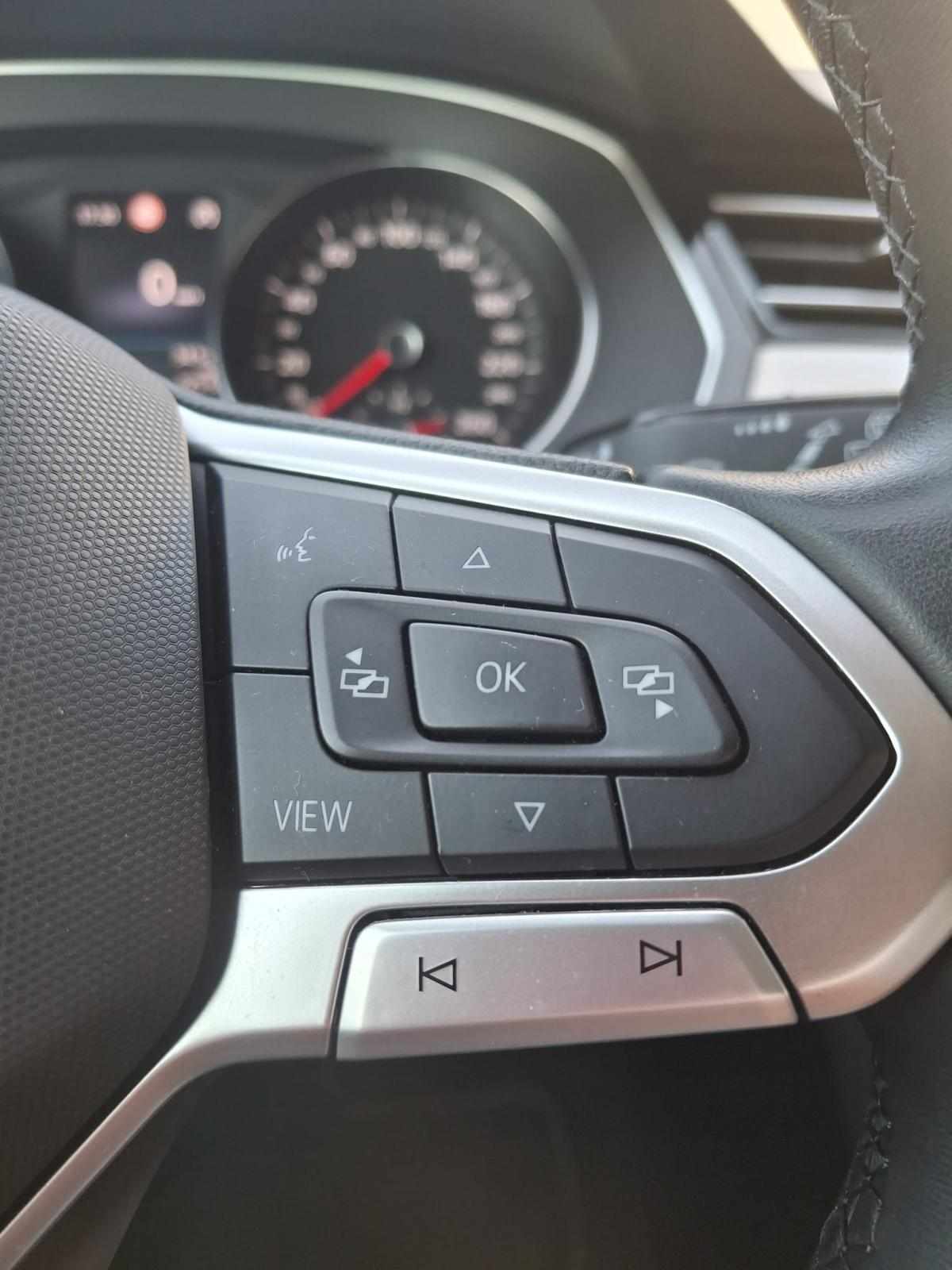 volkswagen-passat-2-0-tdi-bluemotion-2022-diesel-1968cc