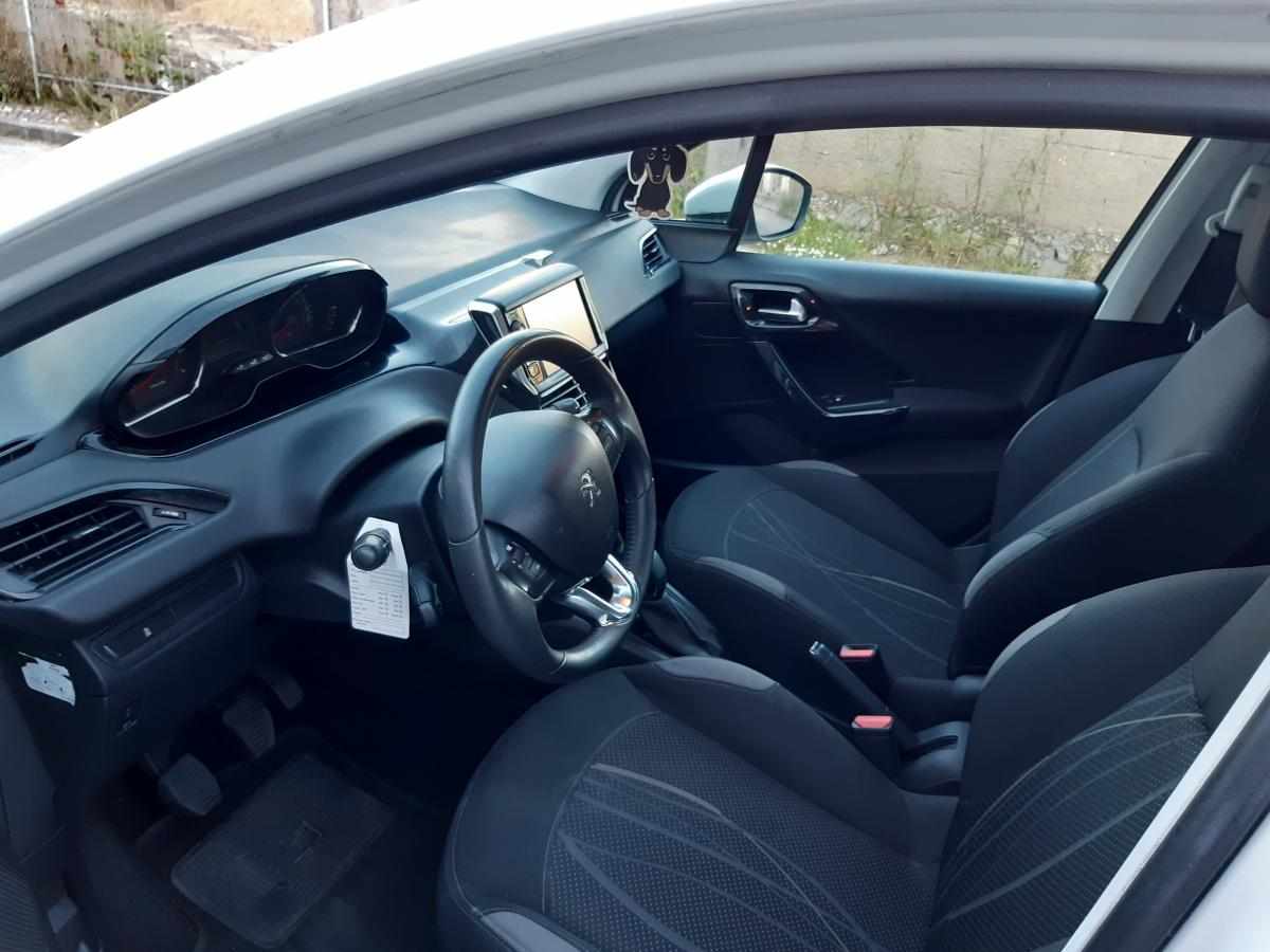 peugeot-208-1-2-vti-2013-gasolina-1199cc