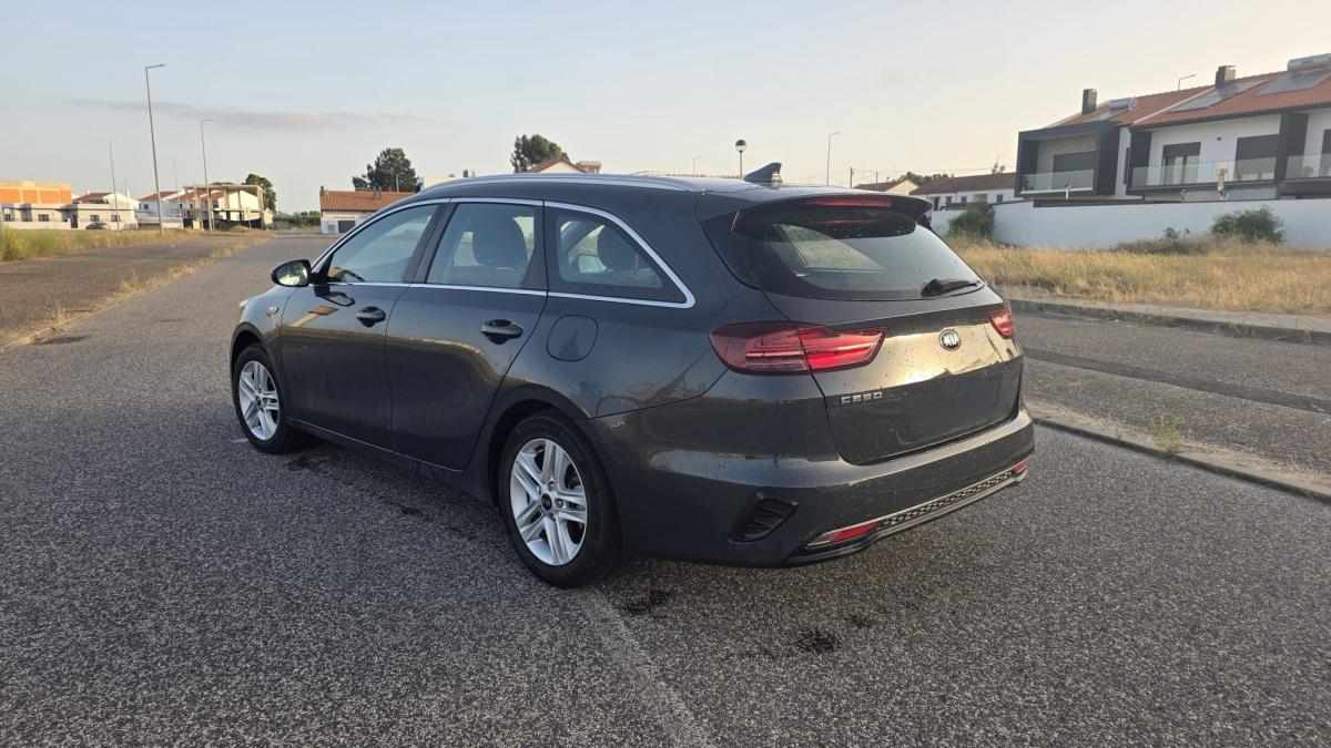 kia-ceed-1-6-crdi-2019-diesel-1598cc