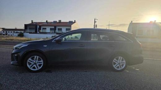 kia-ceed-1-6-crdi-2019-diesel-1598cc