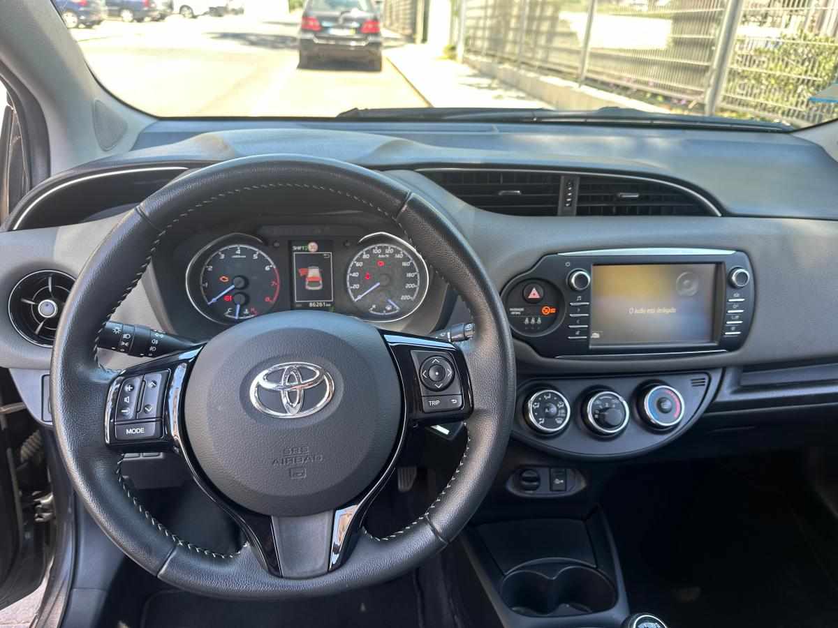toyota-yaris-1-0-vvt-i-2017-gasolina-998cc