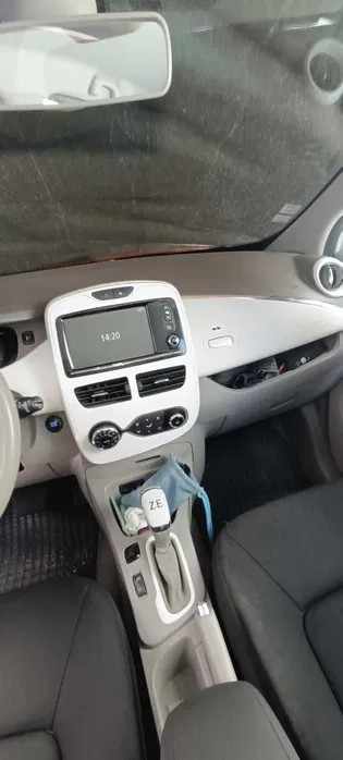 renault-zoe-r240-22-kwh-2015-eletrico