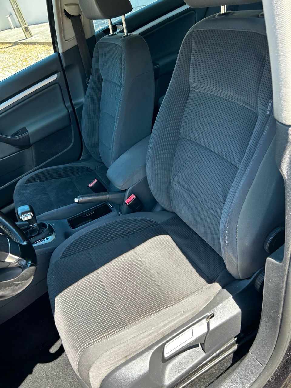 volkswagen-golf-1-9-tdi-2009-diesel-1896cc