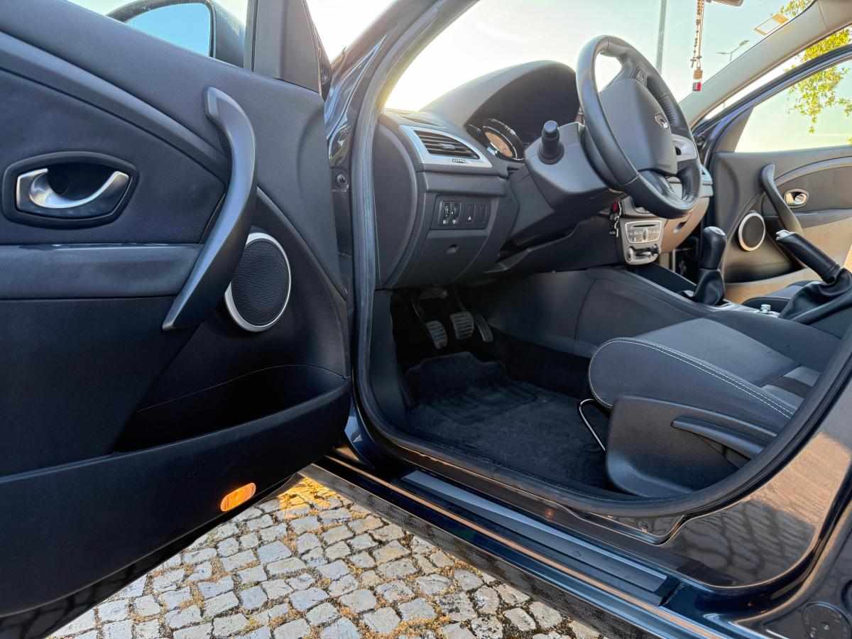 renault-megane-1-5-dci-2010-diesel-1461cc