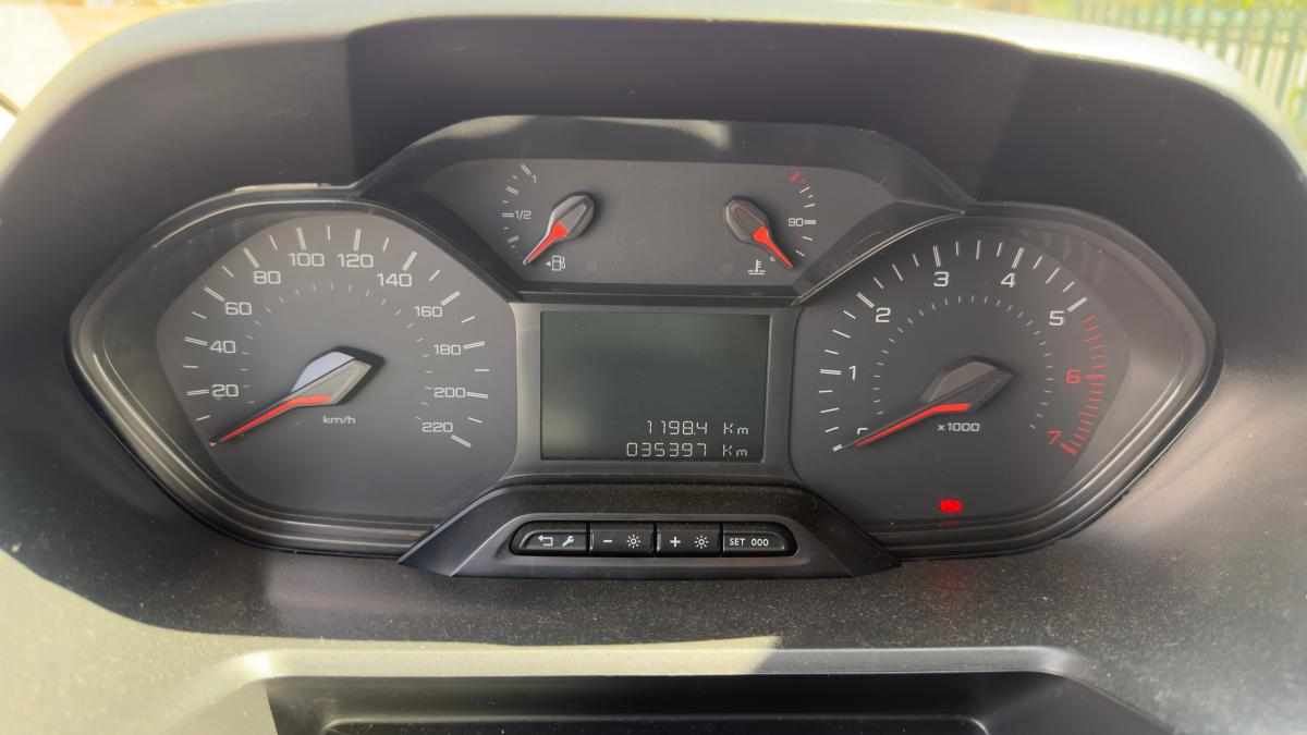 peugeot-partner-1-5-bluehdi-2023-diesel-1499cc