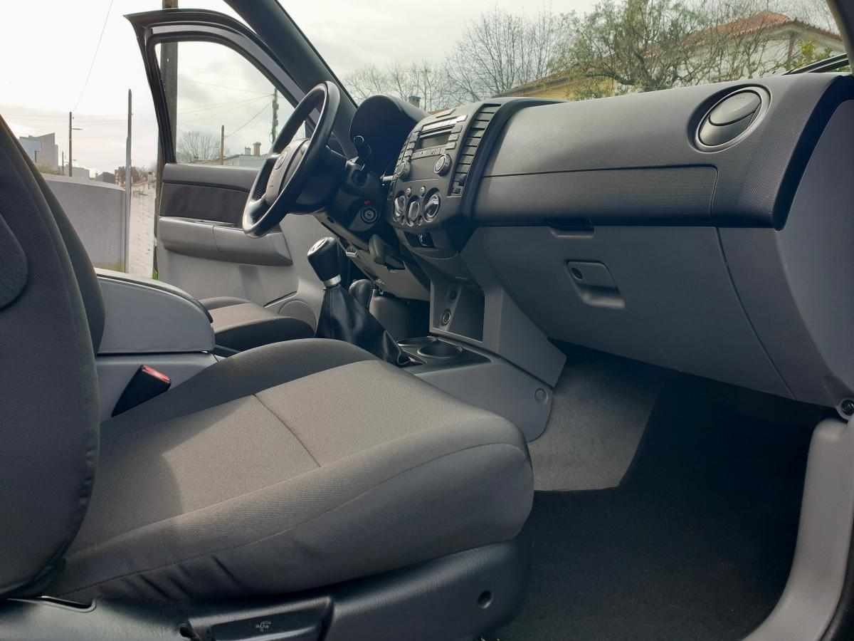 mazda-serie-b-2-5-td-4wd-2006-diesel-2498cc