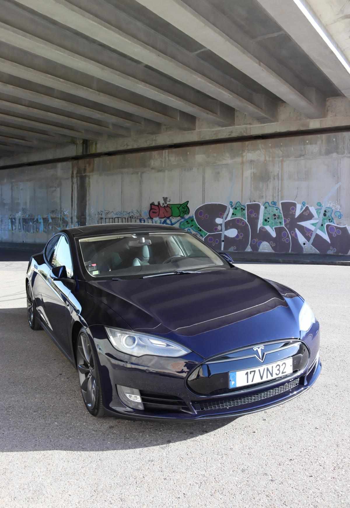 tesla-model-s-p85-2013-eletrico
