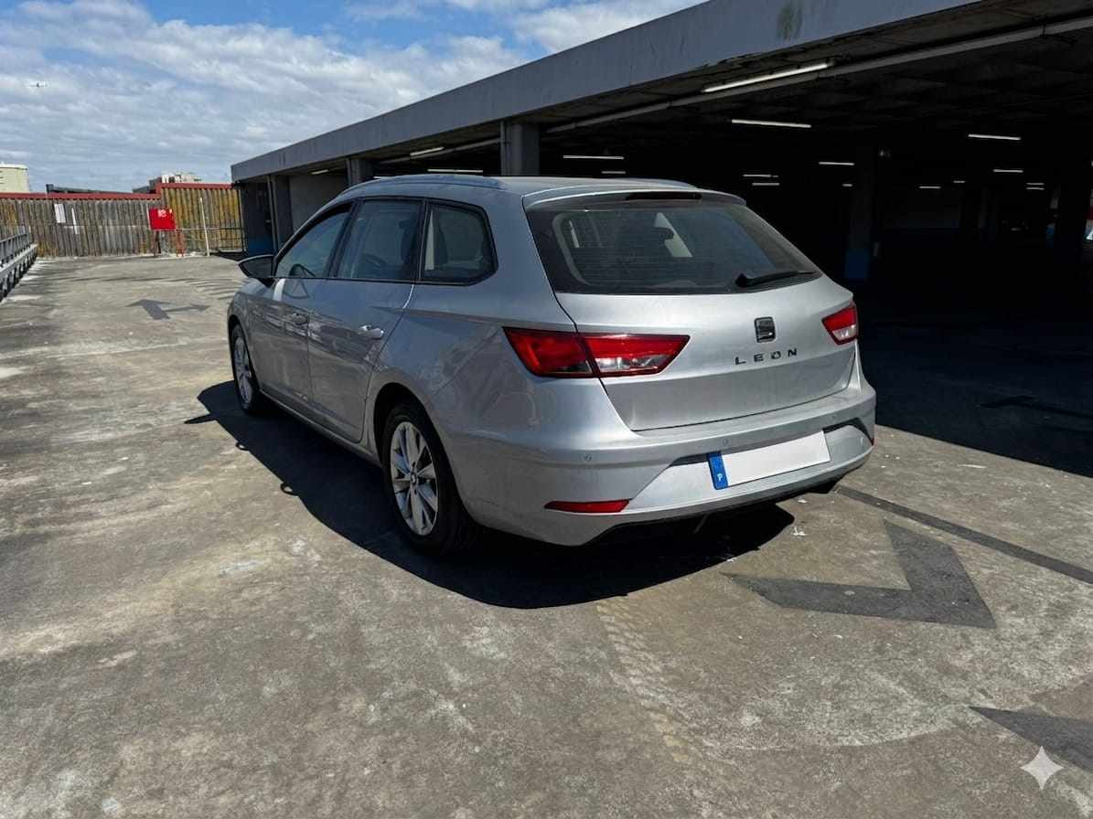 seat-leon-1-6-tdi-4drive-2019-diesel-1598cc