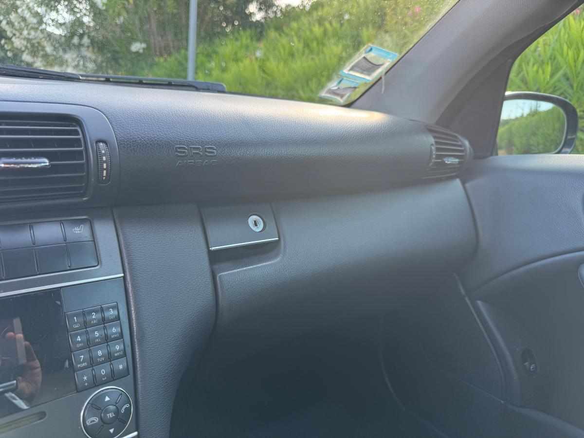 mercedes-benz-classe-c-c-220-cdi-2004-diesel-2148cc