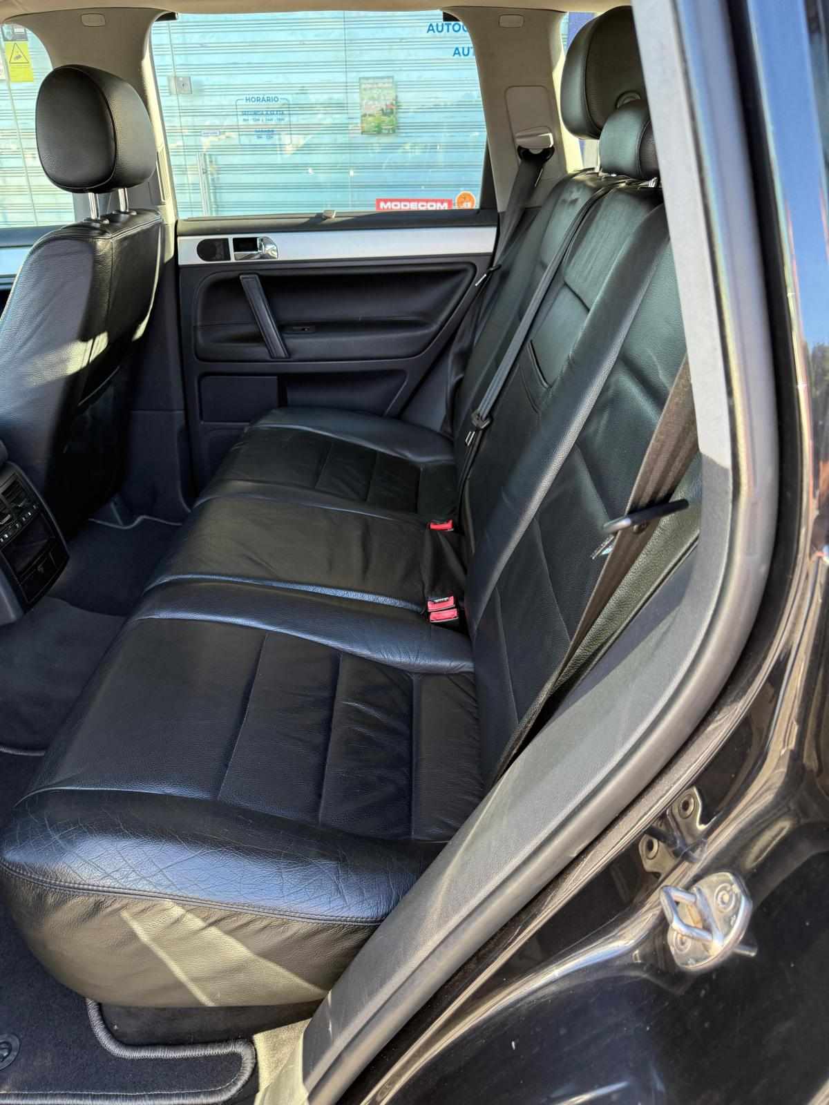 volkswagen-touareg-2-5-tdi-4motion-2005-diesel-2461cc