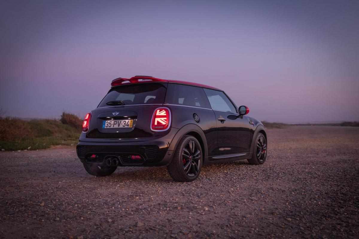 mini-hatch-2-0-2015-gasolina-1998cc
