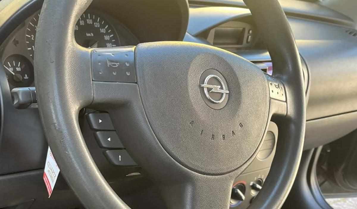 opel-corsa-1-7-dti-ecotec-2001-diesel-1686cc