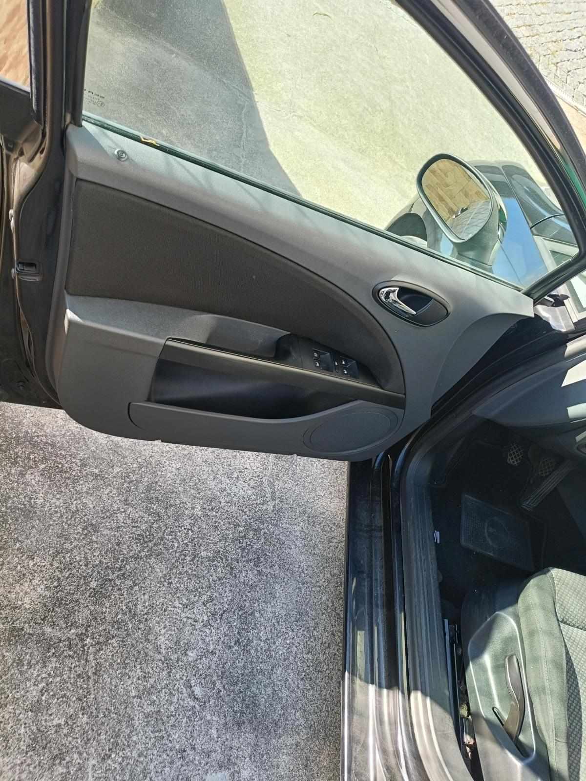 seat-leon-1-9-tdi-2009-diesel-1896cc