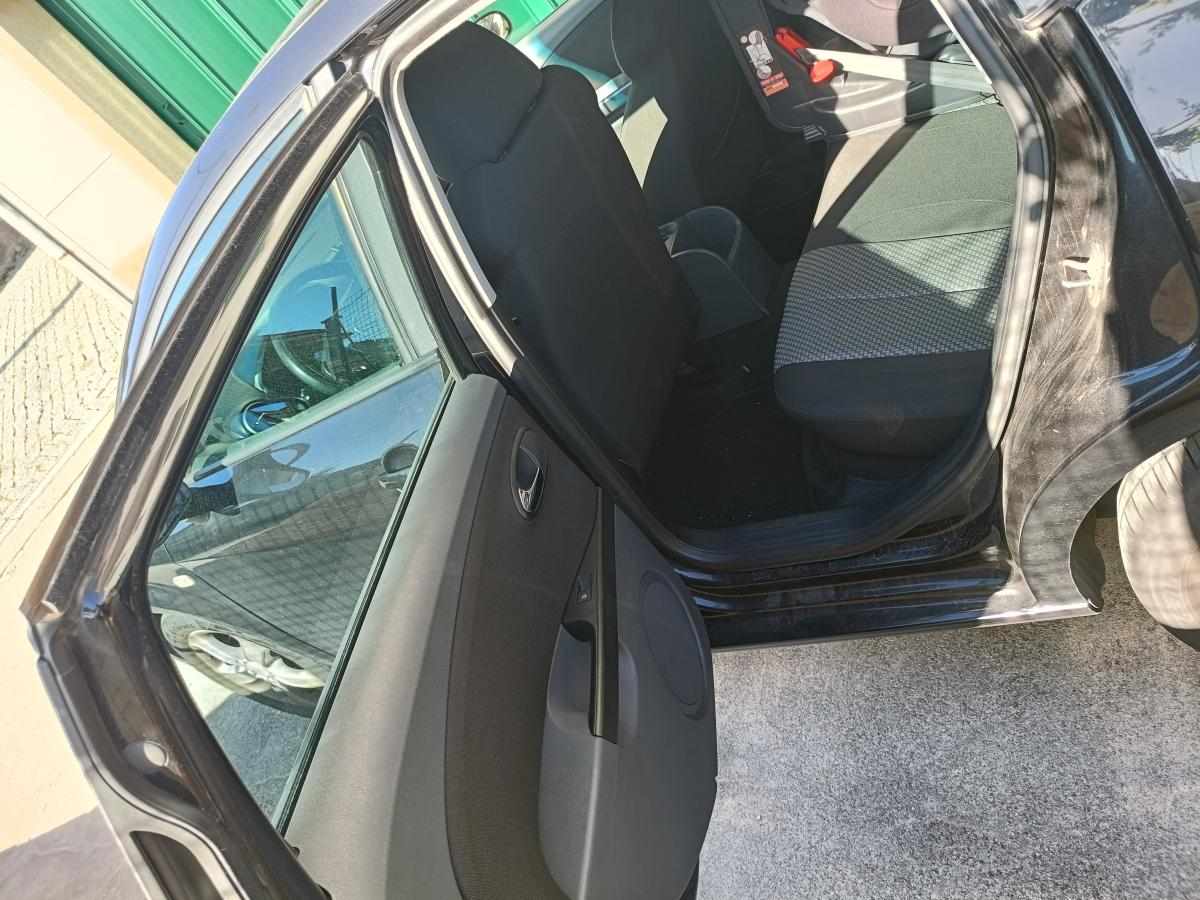 seat-leon-1-9-tdi-2009-diesel-1896cc