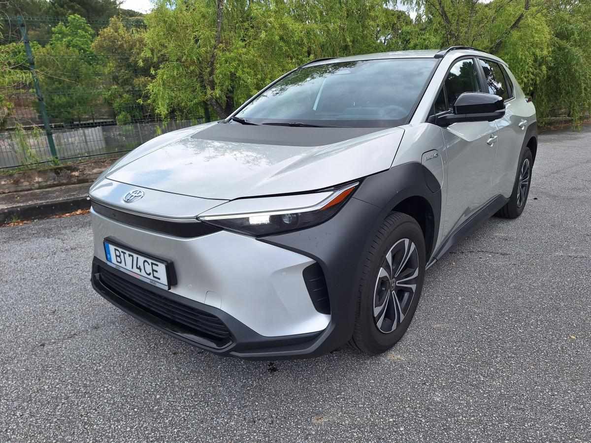 toyota-bz4x-71-4-kwh-2023-eletrico