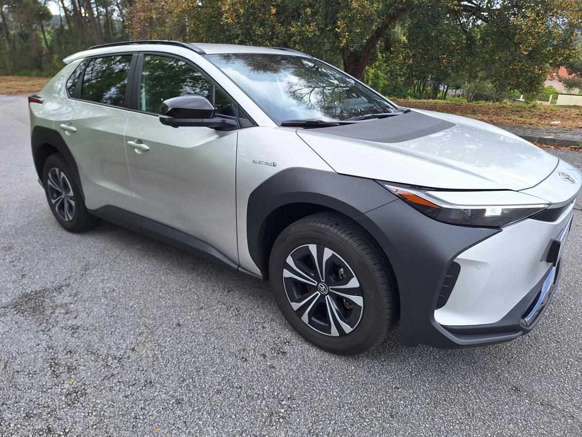 toyota-bz4x-71-4-kwh-2023-eletrico