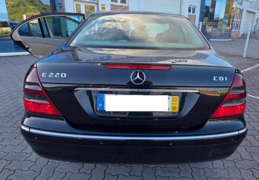 mercedes-benz-classe-e-e-220-cdi-2002-diesel-2148cc