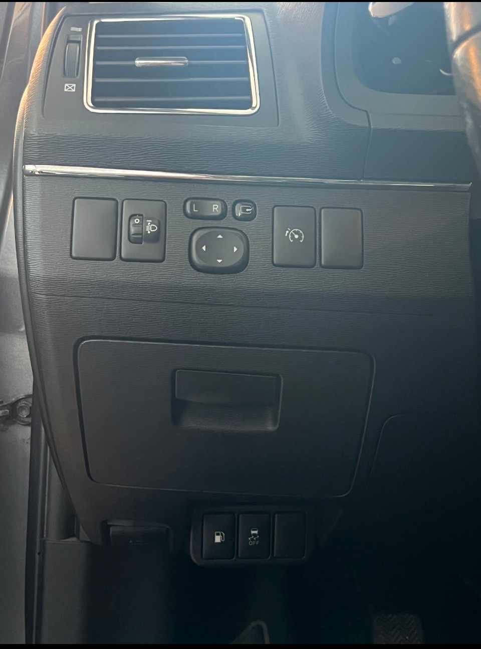toyota-avensis-2-0-d-4d-2013-diesel-1998cc