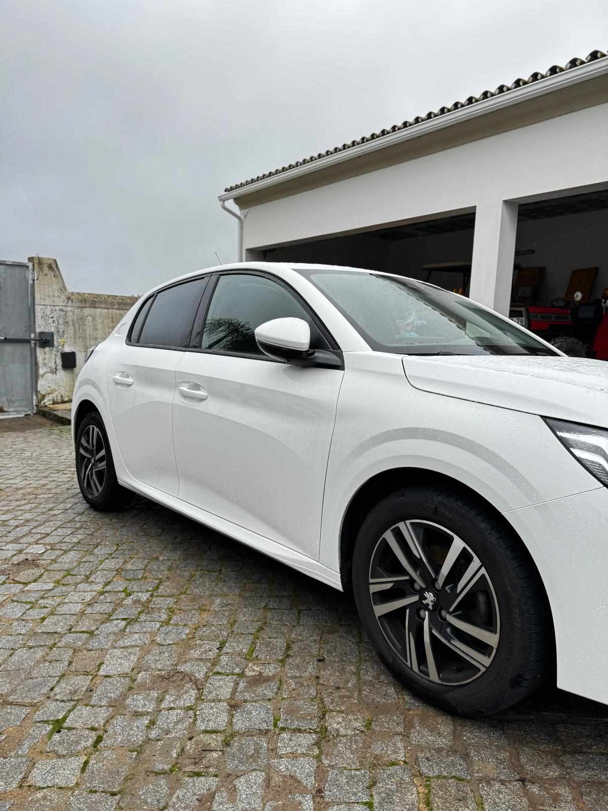 peugeot-208-1-2-puretech-2020-gasolina-1199cc