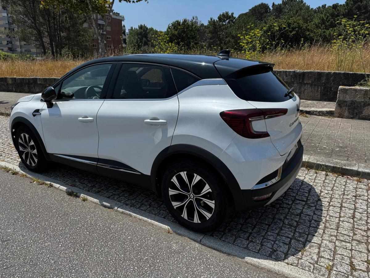renault-captur-1-6-e-tech-hybrid-2023-gasolina-1598cc